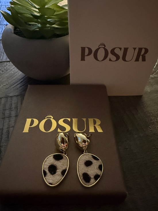 Posur Jewelry - Gold and Black Leopard Spot Dangle Earrings - New in box!